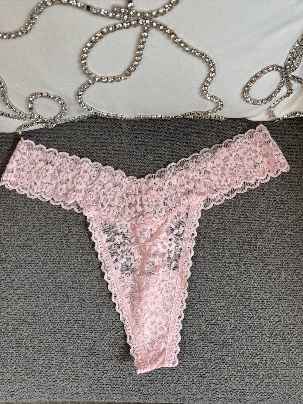 Victoria’s Secret Lacie Sparkle Thong - Light Pink Women’s Intimates. L